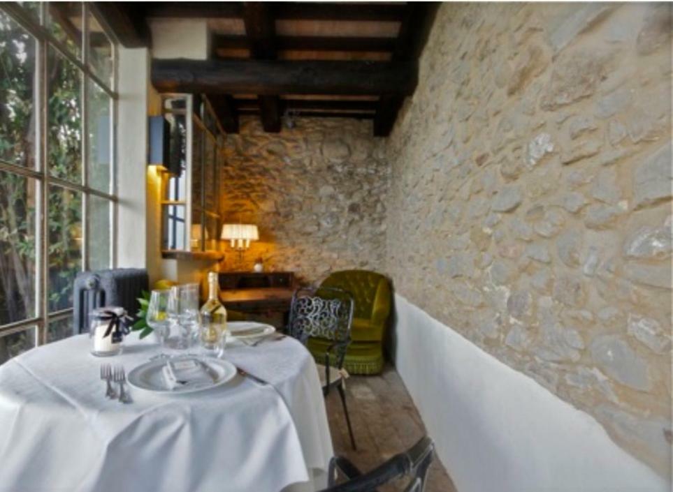Castello Di Albereto Hotell Trarivi Eksteriør bilde