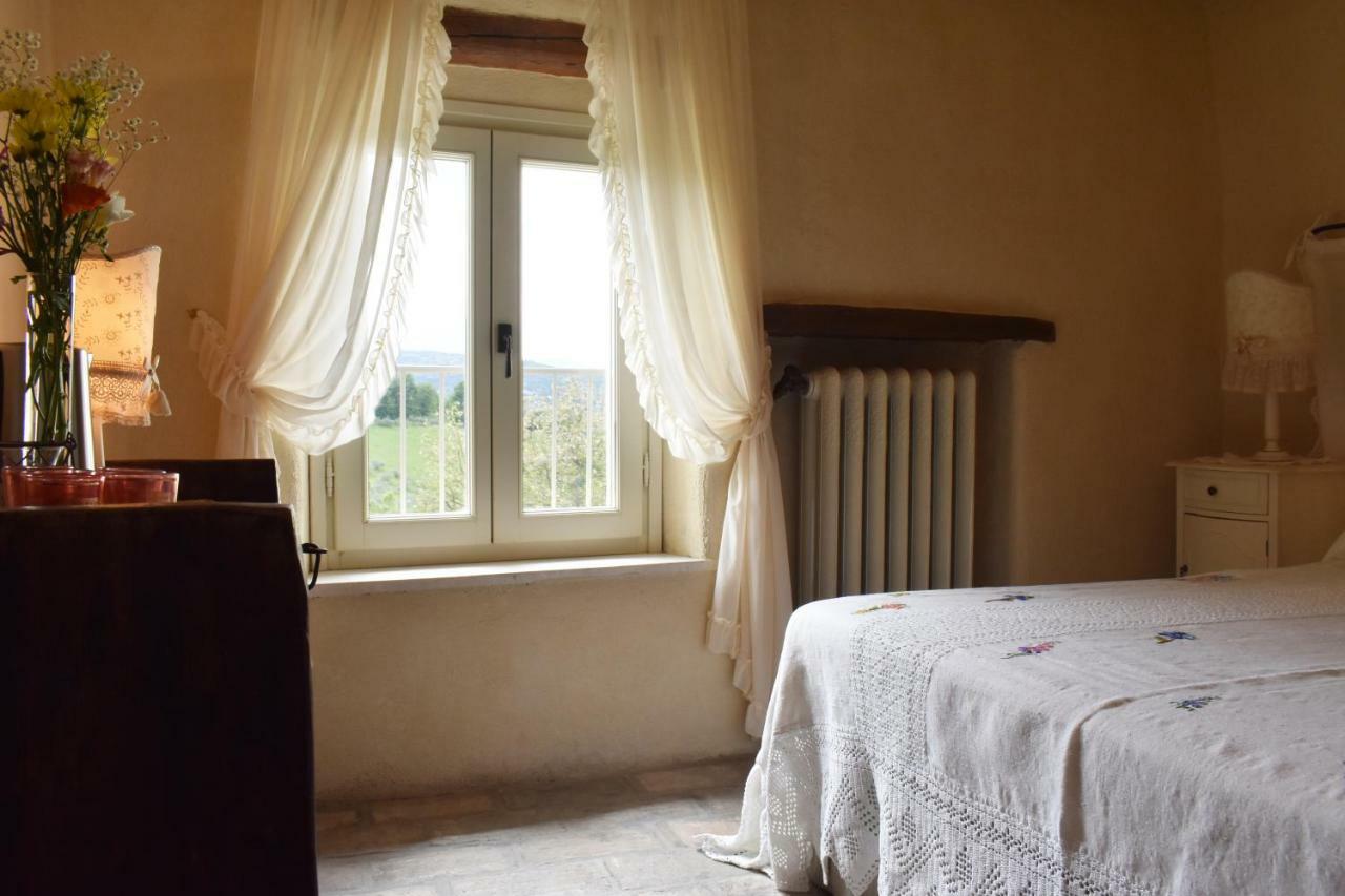 Castello Di Albereto Hotell Trarivi Eksteriør bilde