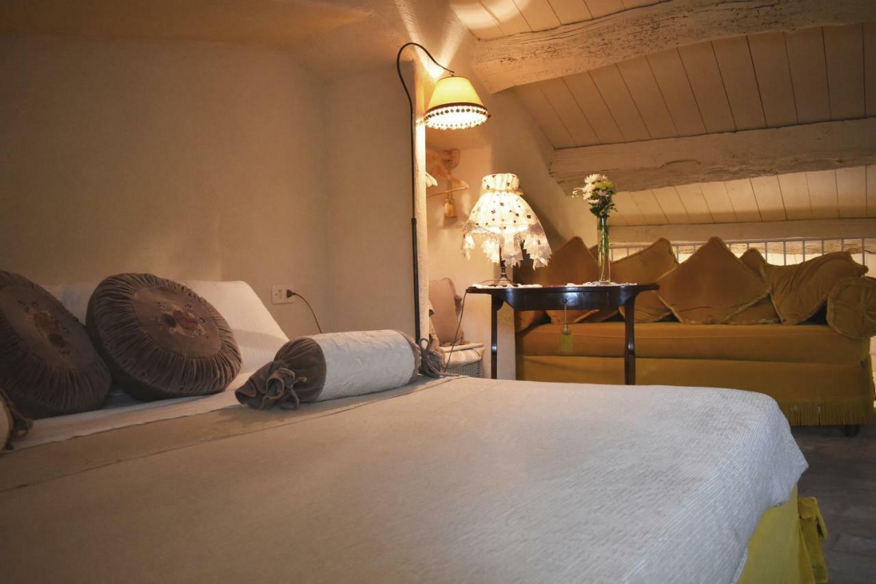 Castello Di Albereto Hotell Trarivi Eksteriør bilde