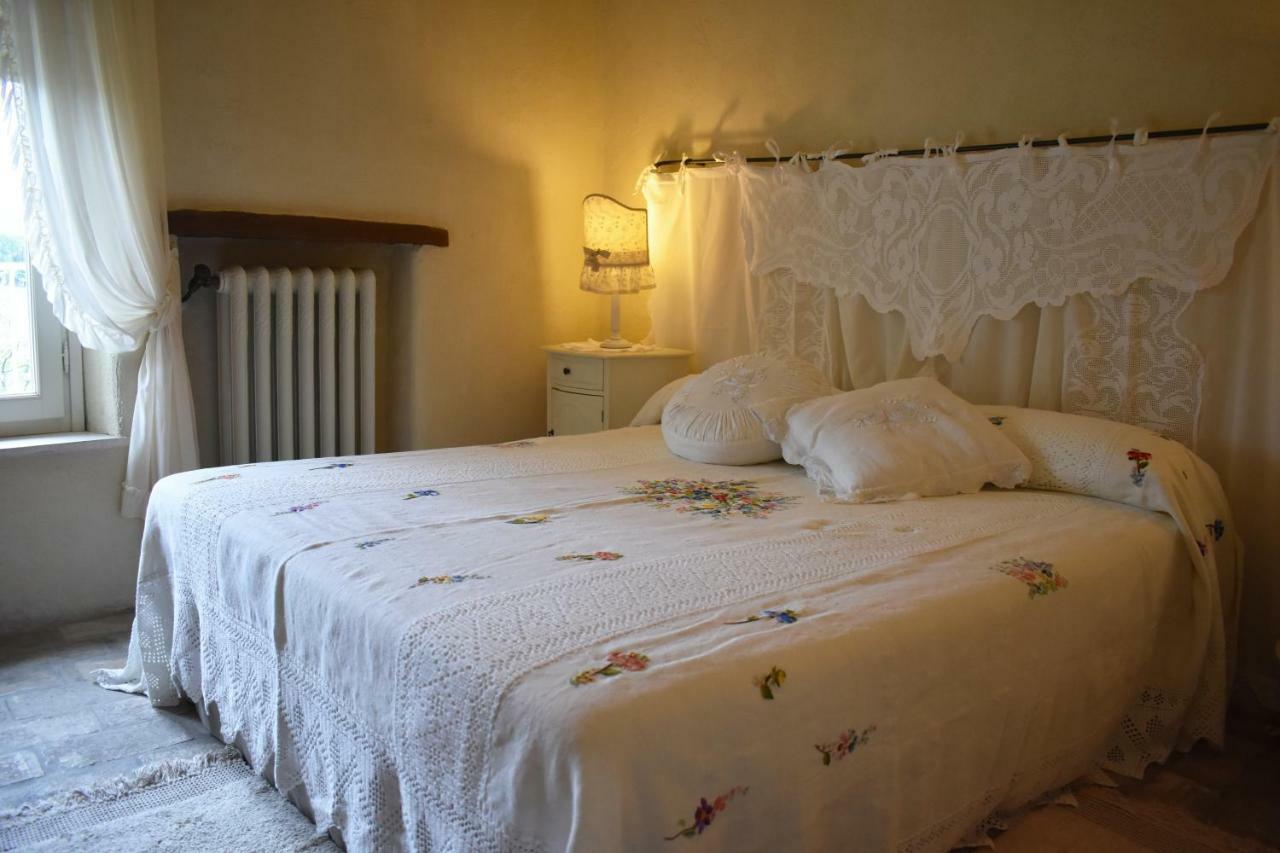 Castello Di Albereto Hotell Trarivi Eksteriør bilde
